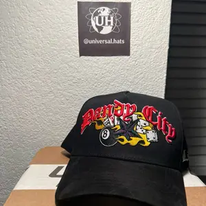 Dandy Hats, Dandy City