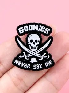 Scythe Skull Enamel Brooch, Horror Punk Vintage Zinc Alloy Badge, Halloween Party Gift, Retro Style, All Seasons Wear, Durable Metal Pins