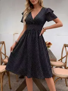 Fashion Polka Dot Midi Dress, V Neck with Fluffy Sleeves and Pleated Waist, Versatile Casual Wear Womenswear Chic Summer Dress for Office and Daily Wear, Casual Elegant Dresses
