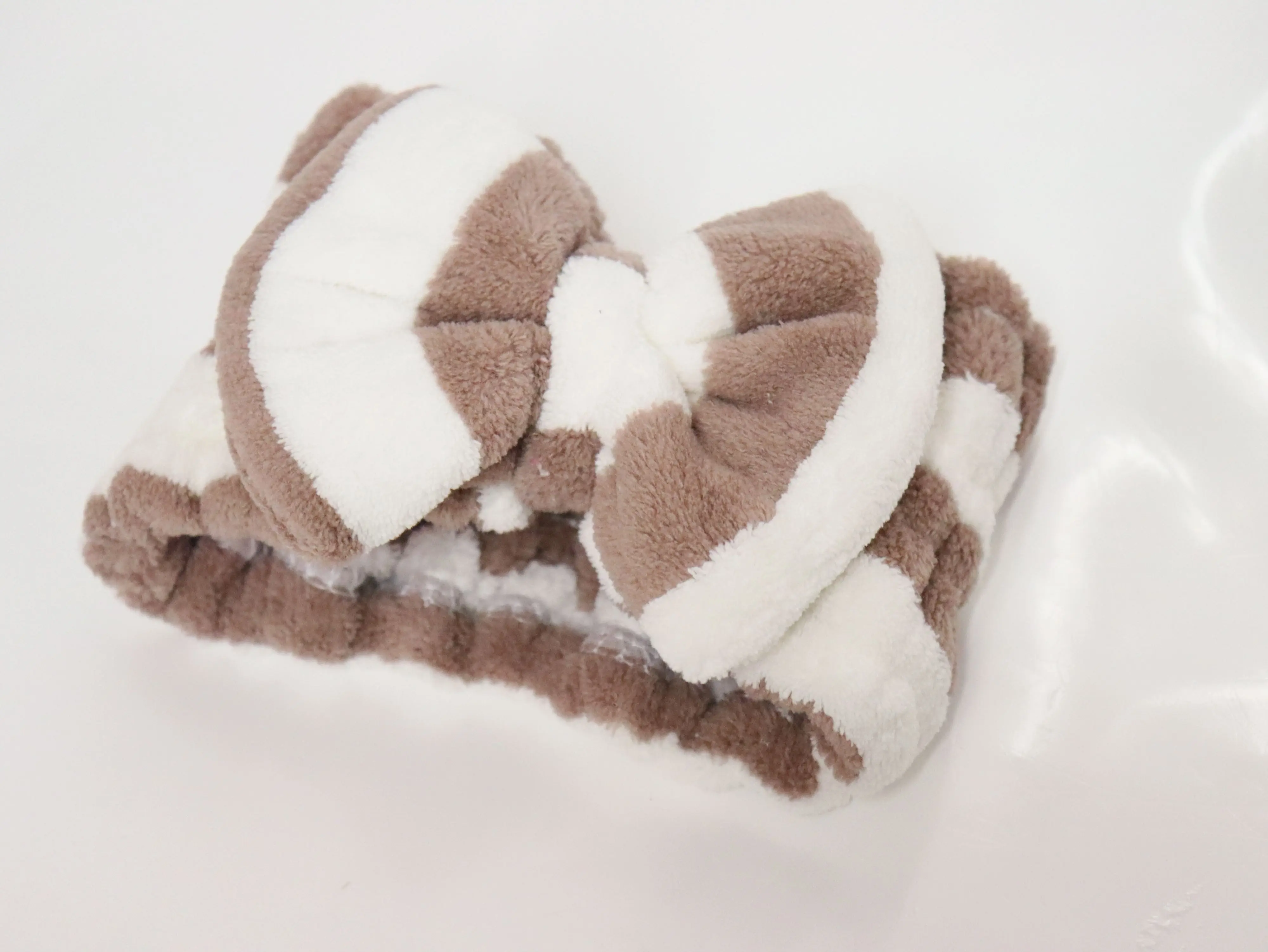 Microfiber Bow Towel Head Band Makeup Spa Microfiber Material, 2 cute colors