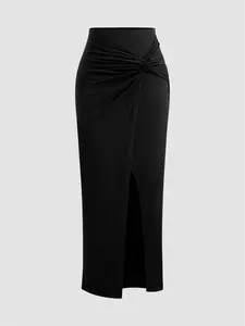 Multifunctional Commuter Bottom Skirt for Women, Stylish Chic Elegant Y2K Midi Design, Comfortable Fitted Fit for All Seasons, Perfect for Office & Daily Wear