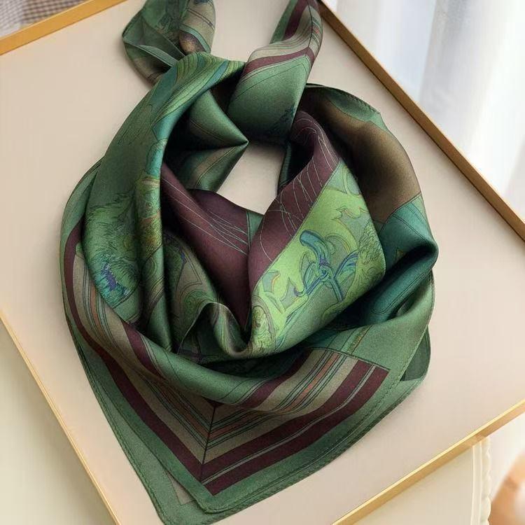 Women’s silk scarf, headscarf, handkerchief, neck wrap, sleep headscarf, elegant women’s accessory, genuine silk scarf, 27.5 × 27.5 inches, elegant, lightweight, breathable square headscarf, suitable for all seasons