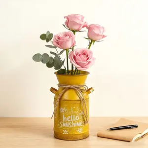Ironwork Yellow Vase, Flower Vases, Double-eared Hemp Rope Decoration, Country-style Ornaments, Tabletop, Artistic Flower Arrangement Containers, Suitable for Living Room, Bedroom, Desk, Warm and Versatile Flower Sets, Fresh and Green Plants