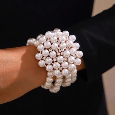 Mother's Day Gift Women's Fashion Multi-Layer Pearl Bracelet, Elegant Jewelry Accessory for Any Occasion, Trendy Gift Idea, Alloy Chain, All Seasons Wear, Pearl Beaded Bracelet, Fashion Bracelets, Fashionable Bracelet