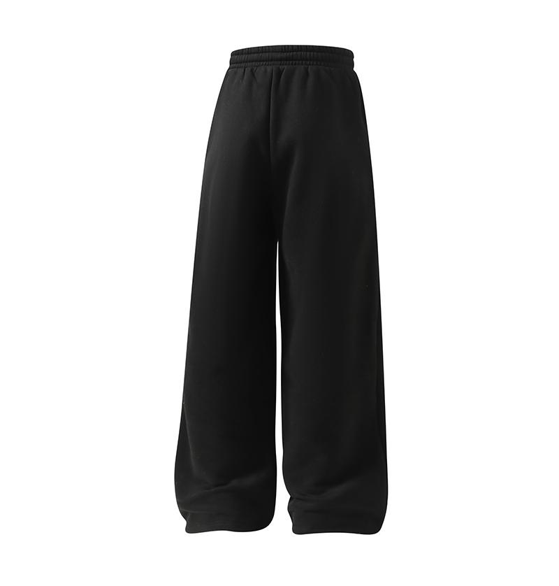 Fleece Sweatpants - Outfit Pairing