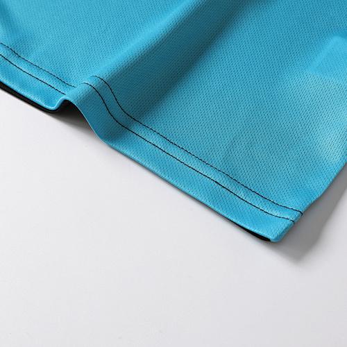 Men’s slim-fit quick-dry sports T-shirt; lightweight color-block striped casual fitness short-sleeve T-shirt—thin, breathable, and comfortable. Suitable for summer outdoor leisure activewear styling. This short-sleeve T-shirt is ideal for parties and dini