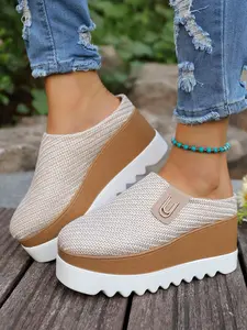 Women's Fashion Thick Sole Slip-On Shoes, Casual Fashion Shoes, Comfortable and Stylish Footwear, Perfect for Daily Wear, Trendy and Versatile Design