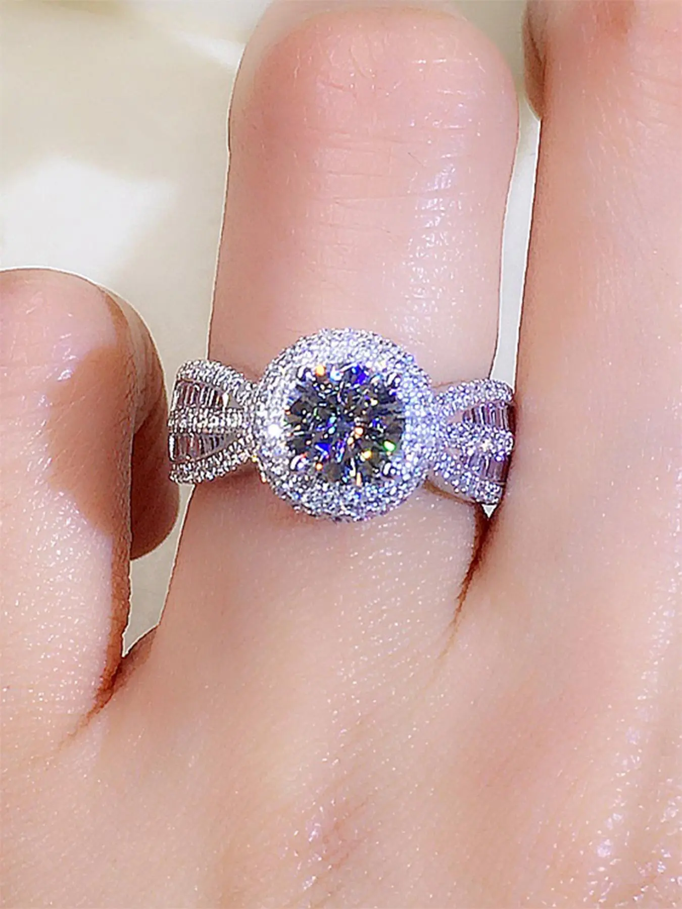 Elegant Rhinestone Decorated Ring, Fashion Accessories for Women, Trendy All-match & Exquisite Jewelry for Birthday Gift, Elegant Glittering Ring