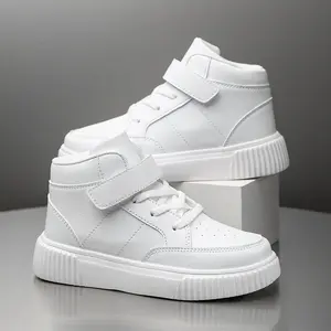 1 pair of children’s athletic shoes, white colorblock fashion versatile kids’ flat shoes, lightweight and comfortable running shoes for boys and girls