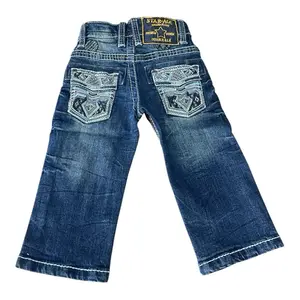 Juniors' Denim Jeans, High-Waisted Slim-Fit Style for Casual Daily Wear
