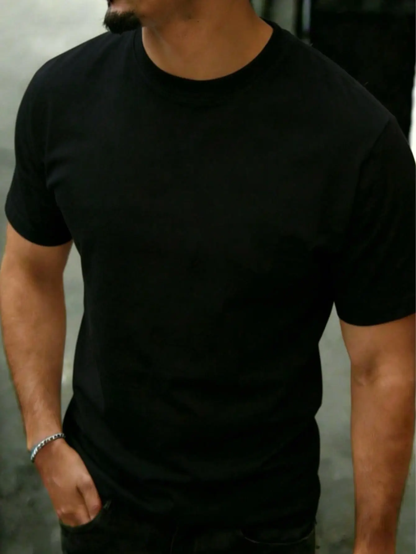 Premium soft cotton crew neck short sleeve tee with tailored slim torso fit, breathable lightweight plain textile ribbed crew collar timeless versatile daily basic for streamlined casual street mensfashion styling