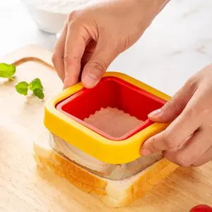 Bread Cutter, DIY Stainless Steel Sandwich Cutter Sealer, Sandwich Maker Mold, Cutting Mold, Home Sandwich Tools, Cooking Supplies, Kitchen Utensils Bakeware
