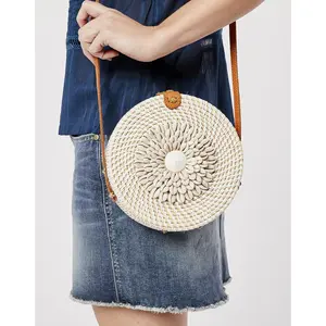 Seashell Woven Crossbody: White - FINAL SALE