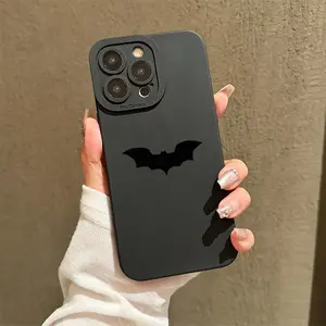 Bat Pattern Phone Case, 1 Count Creative Design Phone Protective Cover, Phone Accessory Compatible with iPhone 11 12 13 14 15 Pro Max