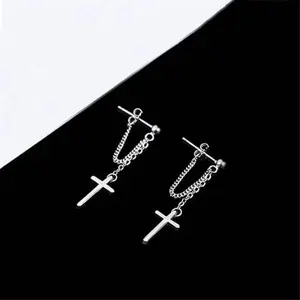 Super cool dark street women's cross chain bouncing stud earrings cool handsome personality no ear piercings earrings men's earrings tide
