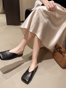 2026 Square Toe Soft Leather Mules, V-Neck Lazy Slip-On Shoes, Retro Plain Bottom Mules, Beach & Travel Essential