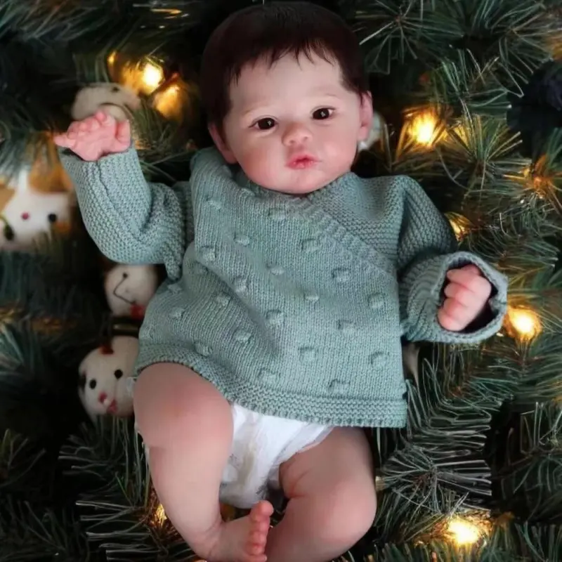 18-inch reborn baby girl doll, handmade, realistic lifelike details, includes a bottle and birth certificate. Ideal as a birthday gift, for collectors, and a perfect gift for children.