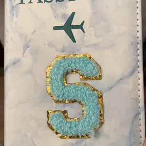 Letter Embroidery Design Passport Case, Fashionable Lightweight Passport Holder Cover, Travel Document Holder, Travel Accessories for Men & Women