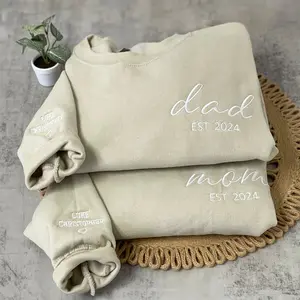 Personalized Mom and Dad Crewneck, Embroidered Sweatshirt with Kids' Names, Perfect Gift for New Dads, Gift for Him