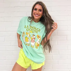 La Dolce Goose, Cute Funny Beach Geese, Retro Vacay Duck, Summer Goose Tshirt