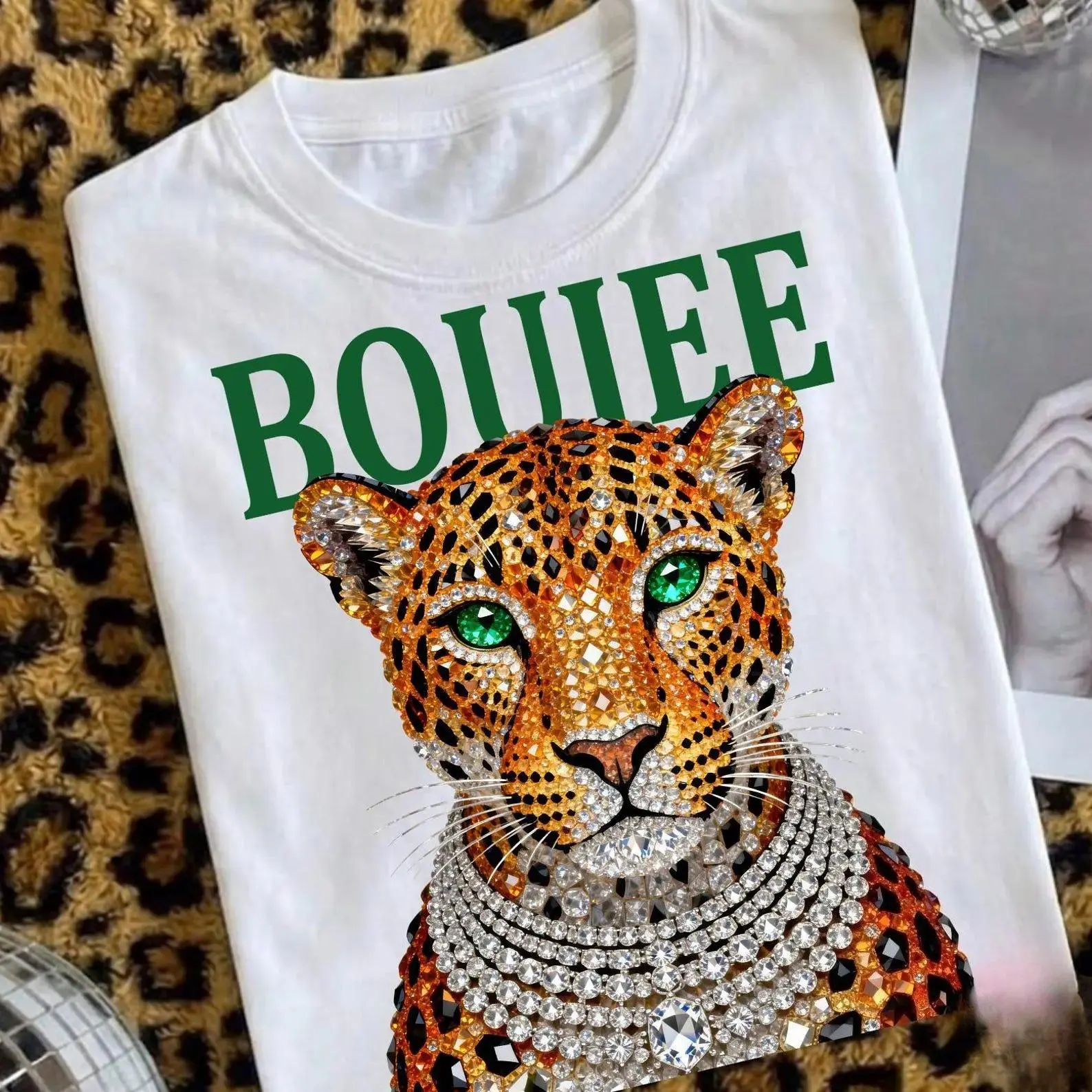 comfy Vintage Leopard Print Shirt, Glam Fashion  Tee, Trendy Animal Print T-Shirt,Boujee Diamond Bling Leopard Head  T-Shirt, Women’s White Luxury Aesthetic Short Sleeve, Rhinestone Effect Boujee Leopard Casual Tee, Glam Fashion Top