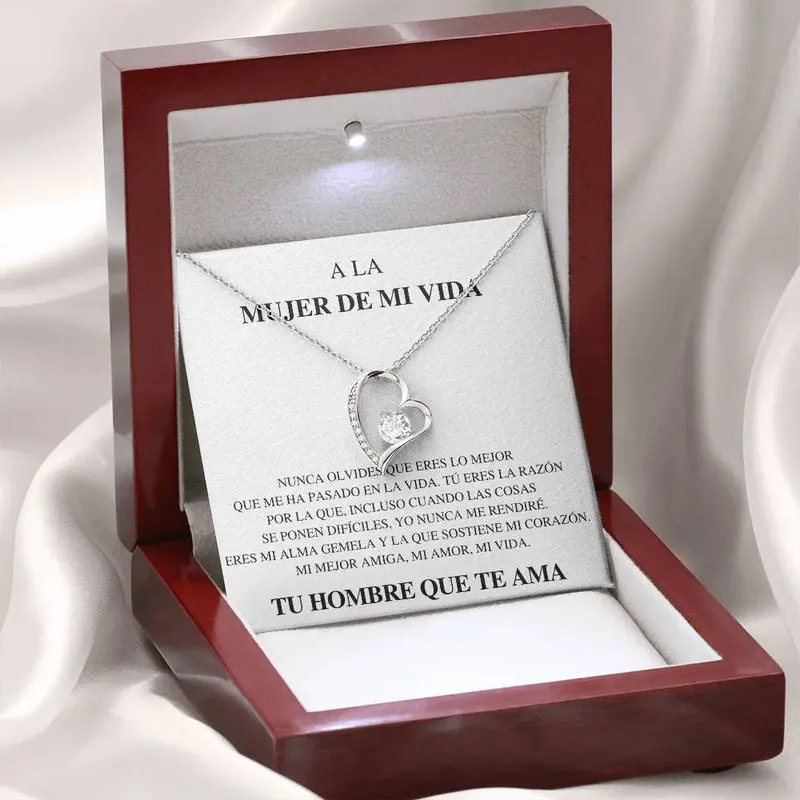 A Stunning Gift - A LA MUJER DE MI VIDA collar de corazon / Message Card, Heart Necklace Spanish