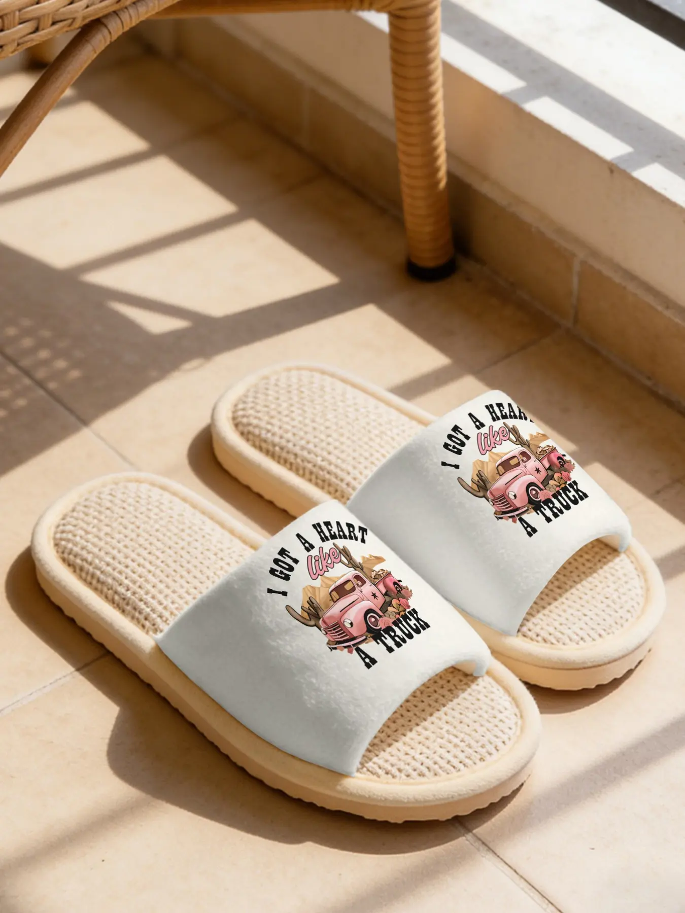 Vintage Truck Slogan Print Linen Slippers, Cloud Feel Retro American Country Style, Casual Breathable Anti-Slip for Daily Commute