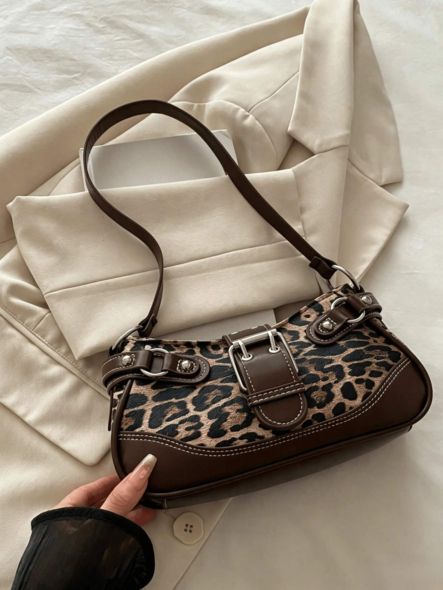 Love Deeply New Fashion Buckle Leopard Print Handbag & Shoulder Bag, Suitable For Parties, Outings, Vacations, Shopping And Daily Use, Can Store Coins, Phones, Also Suitable As A Work Bag For White-Collar,  Bag, N