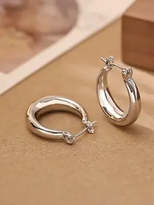 High-End Glossy Hoop Earrings, Lightweight Luxury Smooth Circle Studs, Elegant Random Print Design, All Seasons Wearable Jewelry