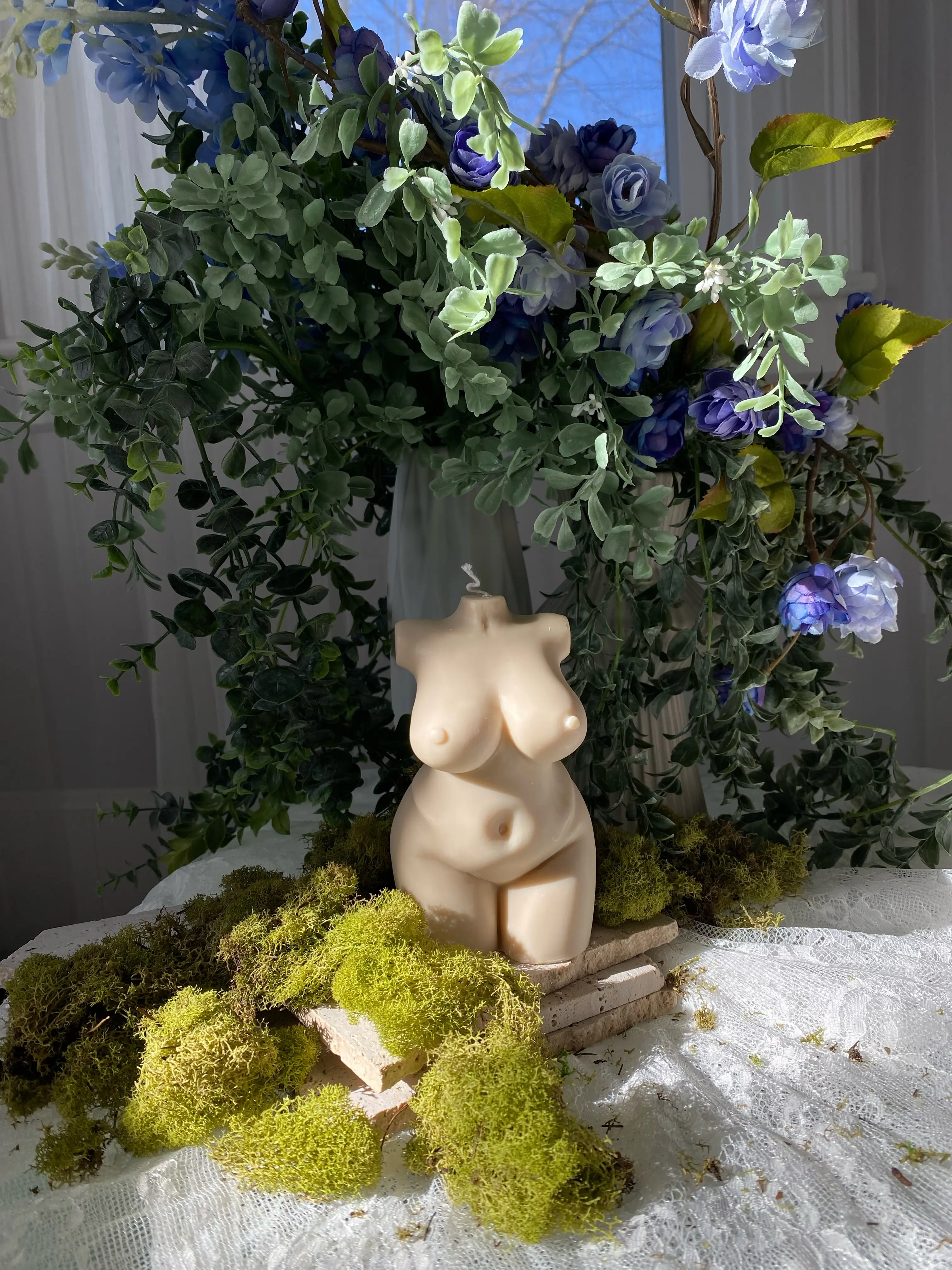 Curvy Body Torso Candle