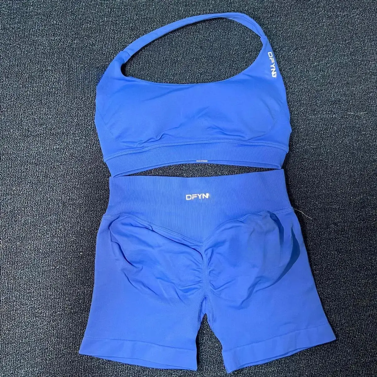Women's 2-Piece Athletic Yoga Set, Impact Sports Bra and High-Waisted Scrunch Bum Biker Shorts, Seamless Stretch Activewear for Yoga & Gym, Athleisure Set, Athletic Sports Clothing