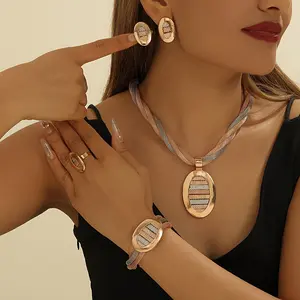 5 Fashionable High-End Jewelry Sets Earrings Necklaces Bracelets Rings Alloy Material for Daily Party Occasions Holiday Christmas Gifts for GF and Mom