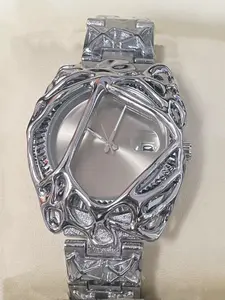 Luxury Men's Vintage Quartz Watch, Alloy Case, Round Dial, Calendar Display, Analog Wristwatch, Casual Fashion, Perfect Gift, Casual Trendy Wristwatch