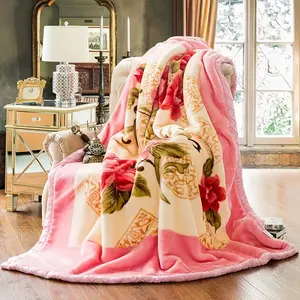 Ultra-Soft Printed Blanket - Thick, Warm, And Cozy, Suitable for Sofas, Beds, And Travel - Floral Design, Machine Washable - 59 Inches X 79 Inches