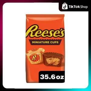 REESE'S Miniatures Milk Chocolate Peanut Butter Cups, Easter Candy Party Pack, 35.6 oz