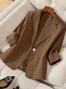 A women's solid color fashionable lightweight elegant high-end three-quarter sleeve blazer, suitable for spring and summer, ideal for commuting and daily wear.