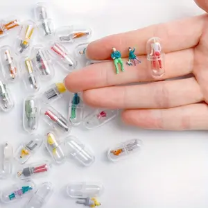 Random Transparent Capsule Set, Capsule Kit with Cute 3D Character Statues and Miniature Scene Models, Micro Landscape Props, Thanksgiving and Christmas Gifts