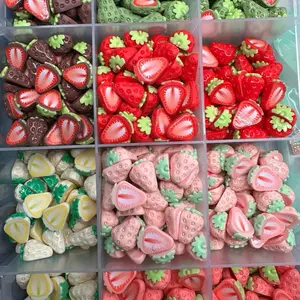 Realistic Strawberry resin charms 2pcs matte/shiny 6colors craft diy