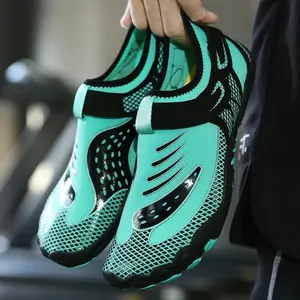 Outdoor Sneakers Men Aqua Shoes Beach Sandal Summer Water Shoes Quick Dry River Upstream Breathable Hiking Wading River Sea