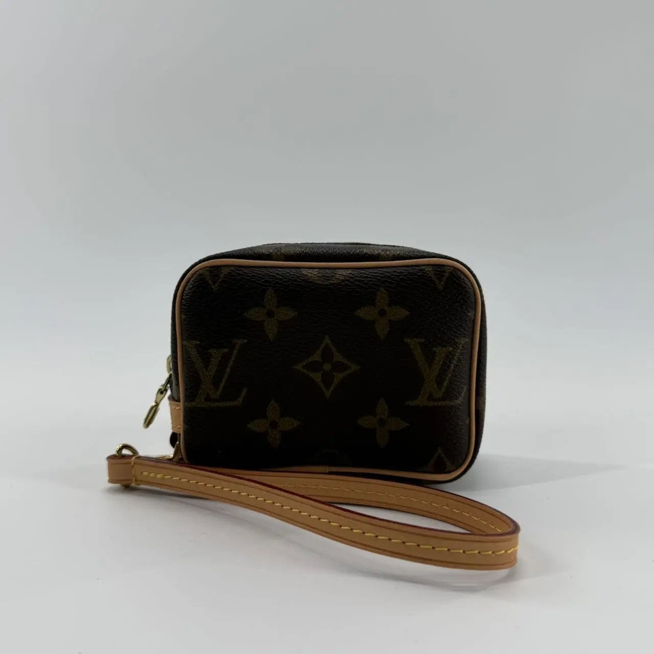 Pre-owned Louis Vuitton Trousse Wapity Monogram Pouch Wristlet
