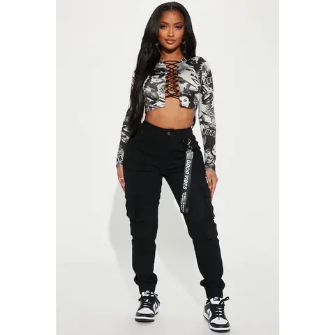 Good Vibes Cargo Jogger - Black