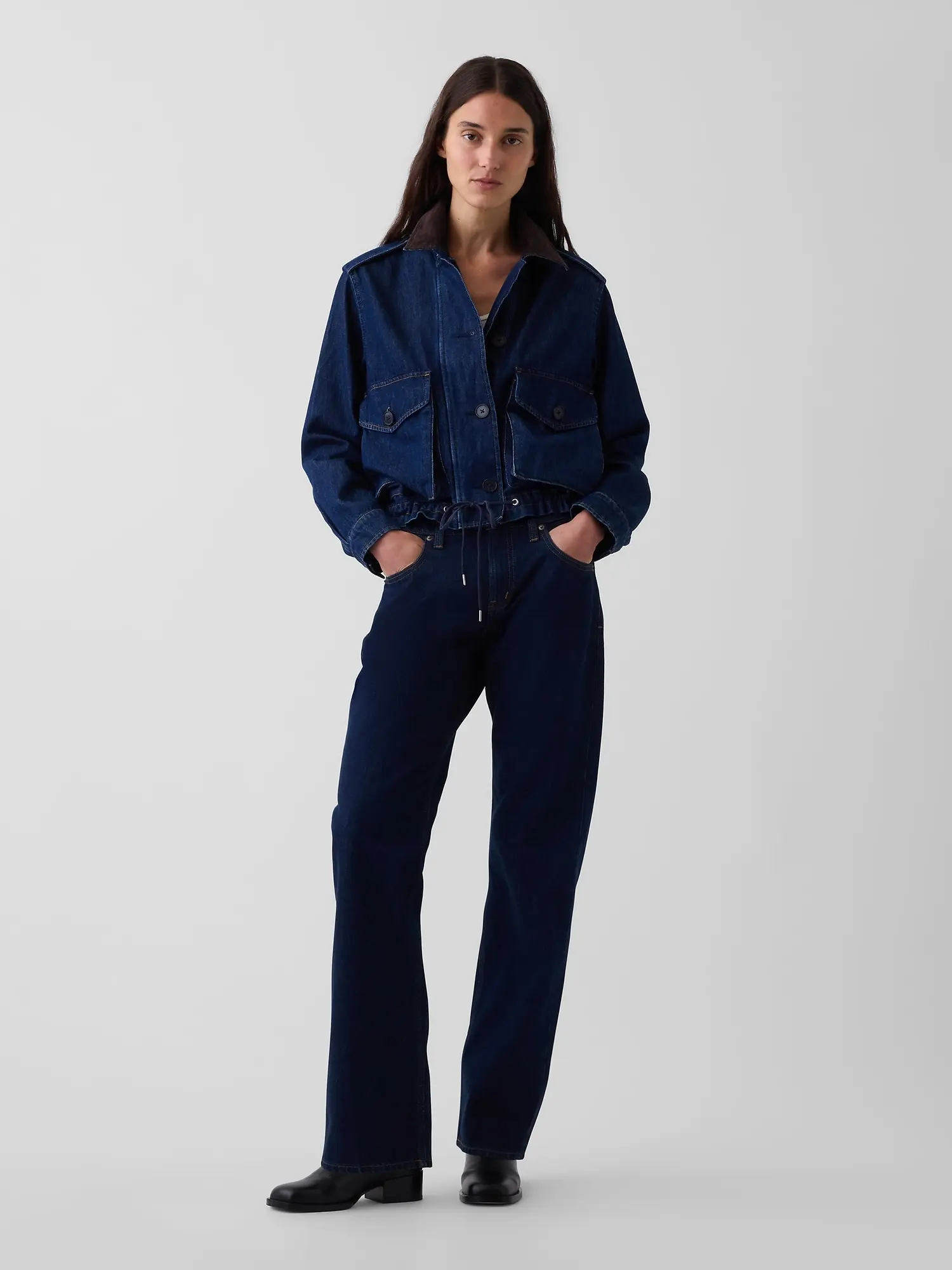 Gap Women's Mid Rise Straight Taper Jeans
