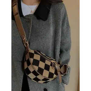 Women's Checked Pattern Fanny Pack, with Headphone Bag, Fashionable PU Leather Zipper Bum Bag for Daily Used, Casual Trendy Versatile High-quality Daily Commuting Bag