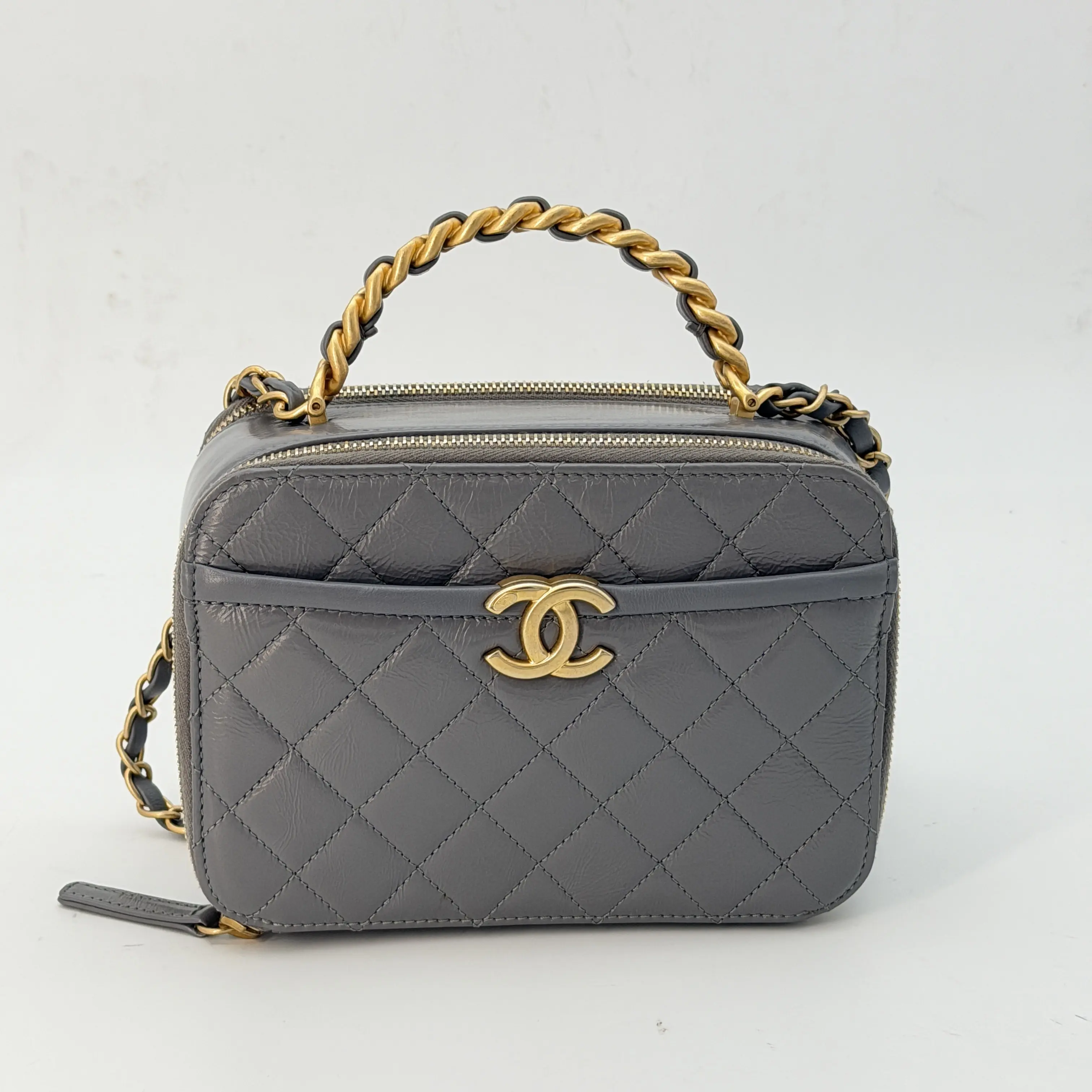 Pre-owned CHANEL calfskin Crossbody Bags Grey Shiny Top Handle Bag