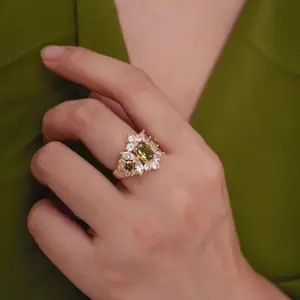 French Court Retro Exquisite Light Luxury High-Grade Shining Olive Green Open Ring Good luck in the Year of the Snake, Mother's Day gifts gillie wife Jewelry Glam Easter gift Mother's Day Gift