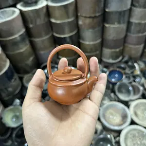 Mini Yixing Clay Teapot with Handle | Exquisite Traditional Chinese Tea Craft #Teapot #YixingClay #ChineseTeaCulture-563