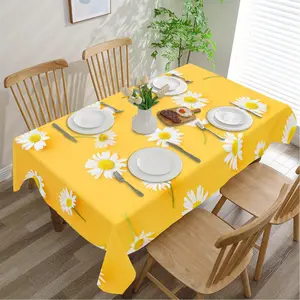 1 Rectangular Tablecloth - Bright Yellow with White Daisy Floral Pattern, Easy To Clean Polyester Table Cover, Suitable for Restaurants, Kitchens, Parties, Picnics, Indoor/outdoor Decoration - Joyful Home Decoration, Essential for Picnics, Bright Design
