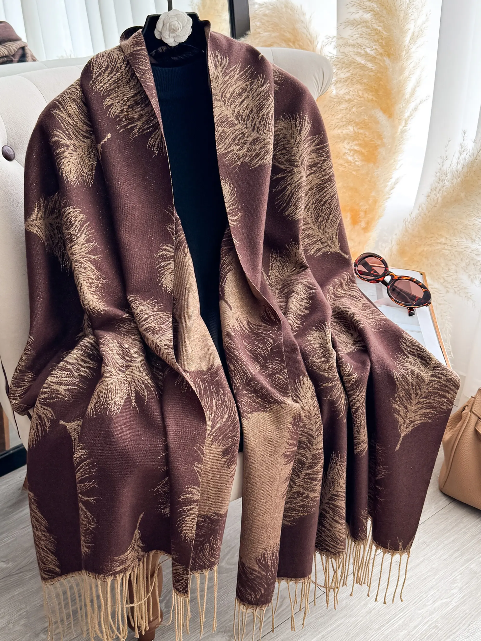 Women's Feather Pattern Scarf, Soft Warm Woven Boho Shawl Wrap for Fall & Winter, Casual Fashion Accessory for Women & Girls