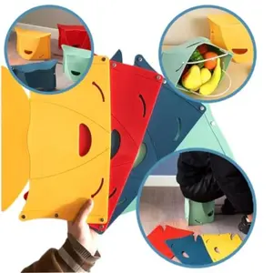 Card Folding Stool for Outdoor Camping & Fishing, Multifunctional Portable Handheld Basket, Foldable Plastic Stool, Durable Lightweight Design