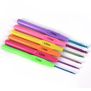 6pcs/set Multifunctional Plastic Handle Aluminum Crochet Hooks, Knitting Needles for Crafting & DIY Projects, Durable Craft Tools Set, Crochet Kit